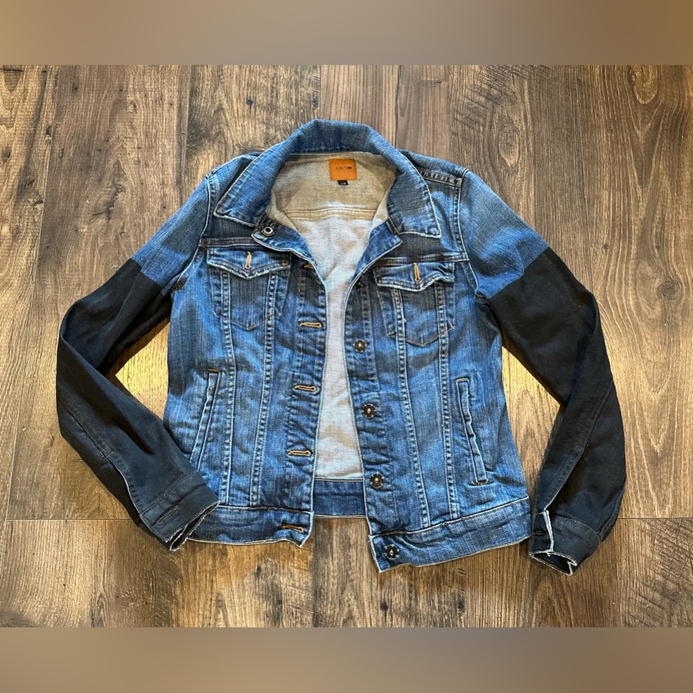 EUC Joe's Jeans Women's Denim Jean Jacket, Size XS Extra - Small, Black Arms